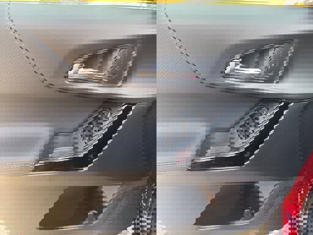 New 2026 Chevrolet Equinox LT w/ Safety and Technology Package image 16