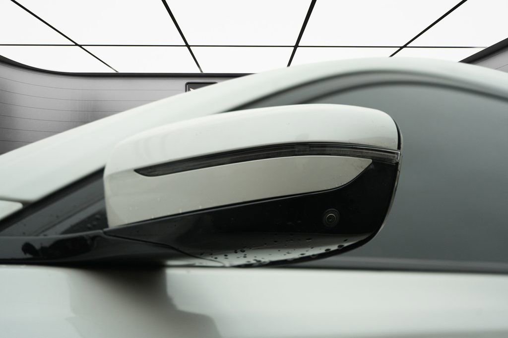 Used 2022 BMW 745e xDrive w/ M Sport Package image 6