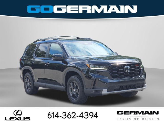Used 2025 Honda Pilot TrailSport image 5