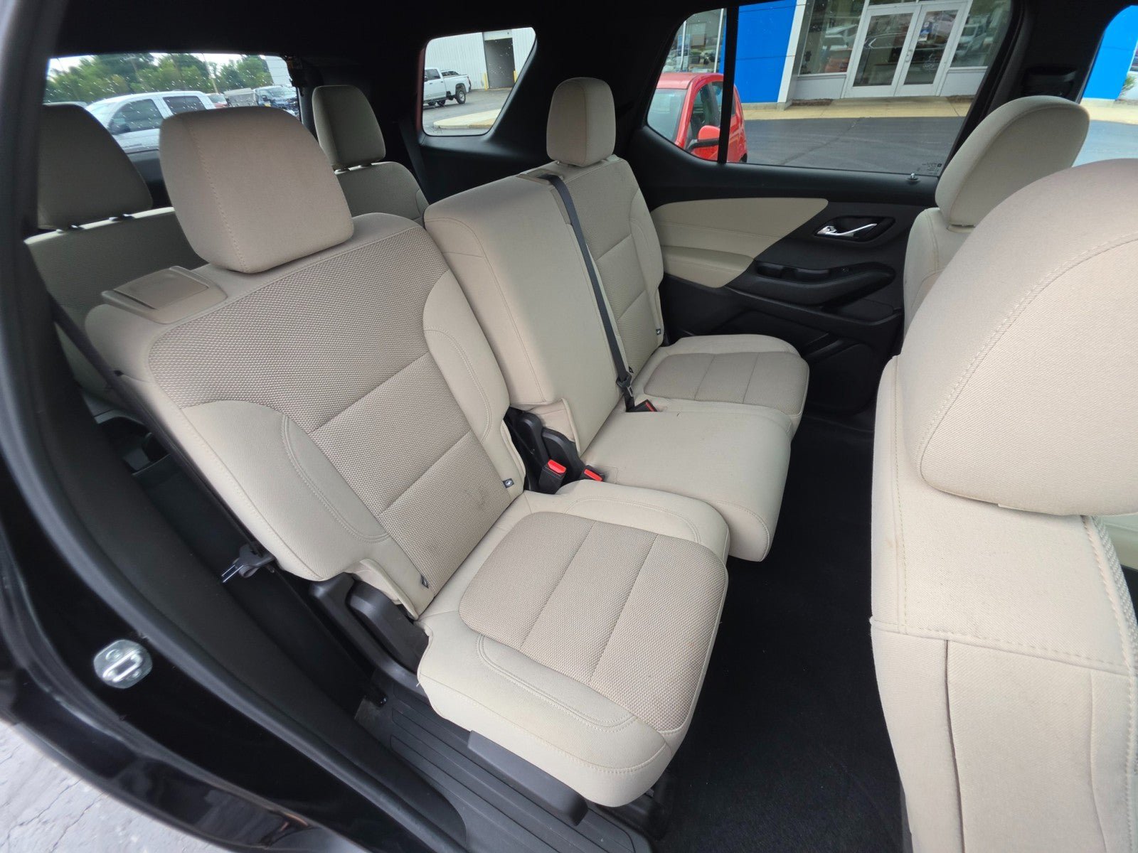 Used 2022 Chevrolet Traverse LS AWD/4WD image 15