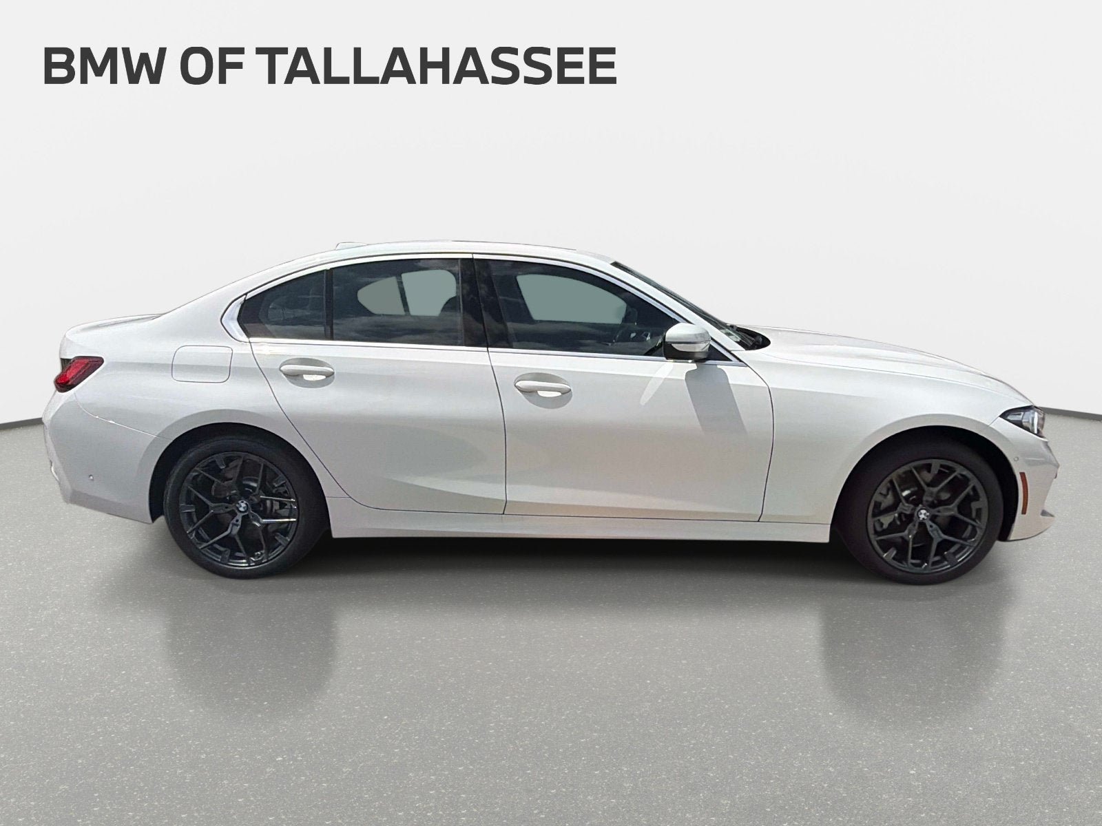 New 2026 BMW 330i Sedan w/ Convenience Package RWD image 4