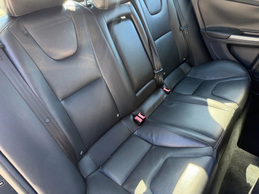 Used 2015 Volvo S60 T6 image 8