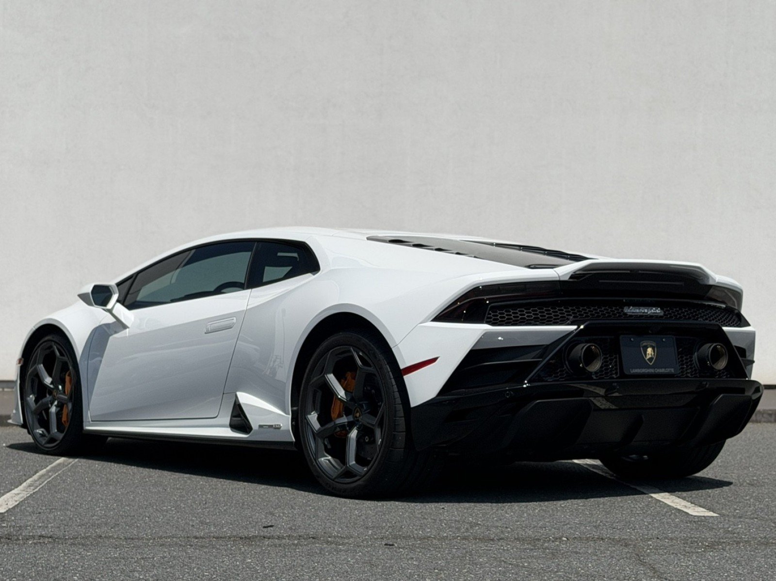 Used 2023 Lamborghini Huracan EVO RWD image 5