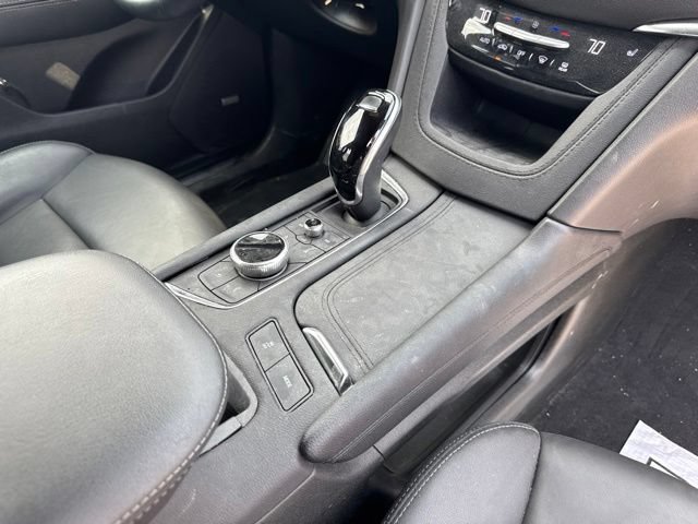 Used 2025 Cadillac XT5 Premium Luxury AWD/4WD image 13
