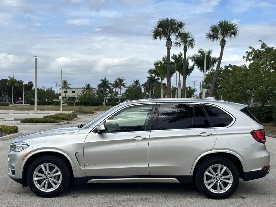 Used 2015 BMW X5 xDrive35i w/ Premium Package AWD/4WD image 11