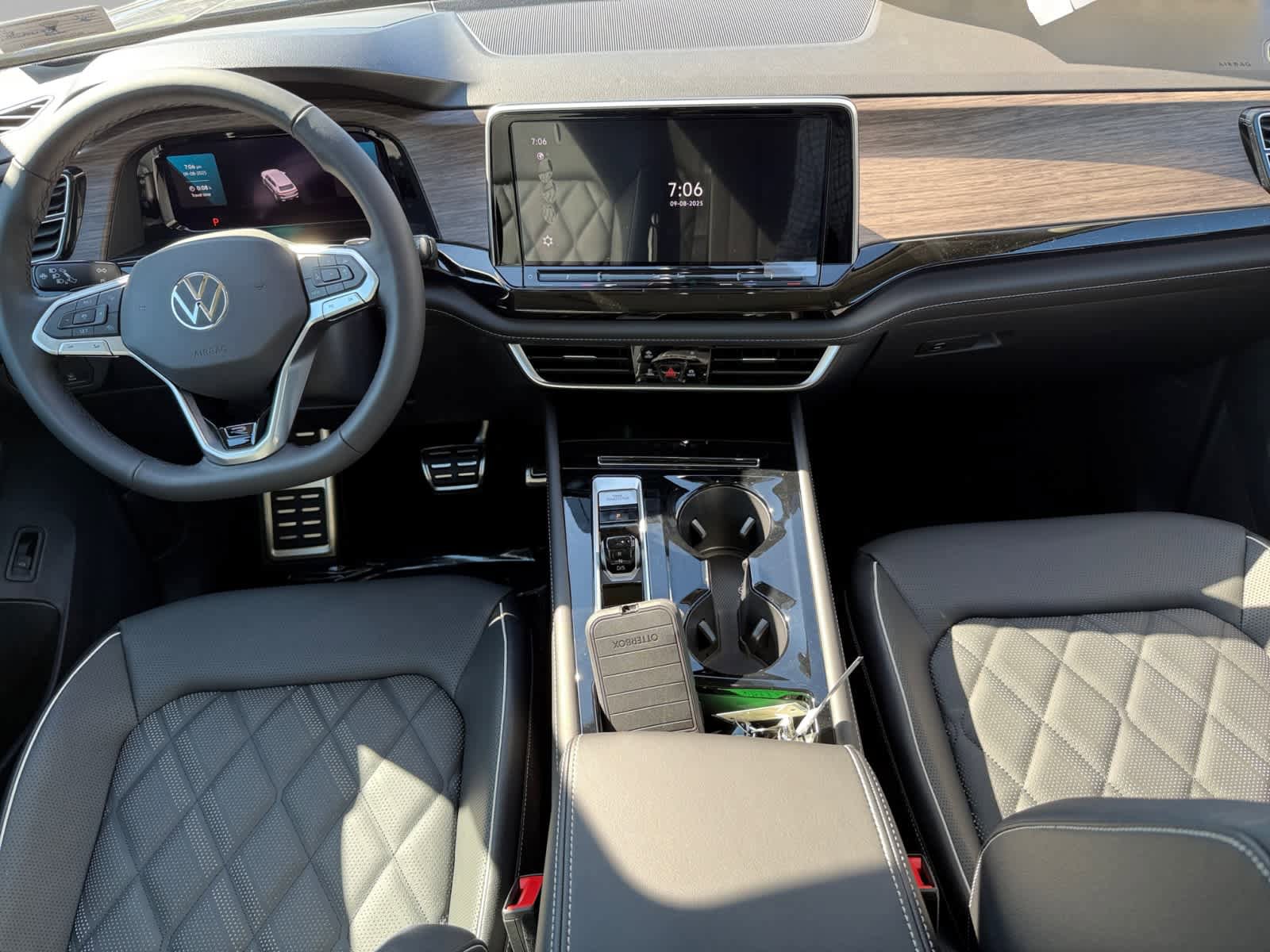 New 2026 Volkswagen Atlas SEL Premium R-Line image 10