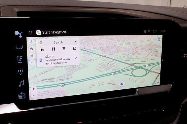 Used 2025 Chevrolet Silverado 1500 High Country w/ Technology Package image 4