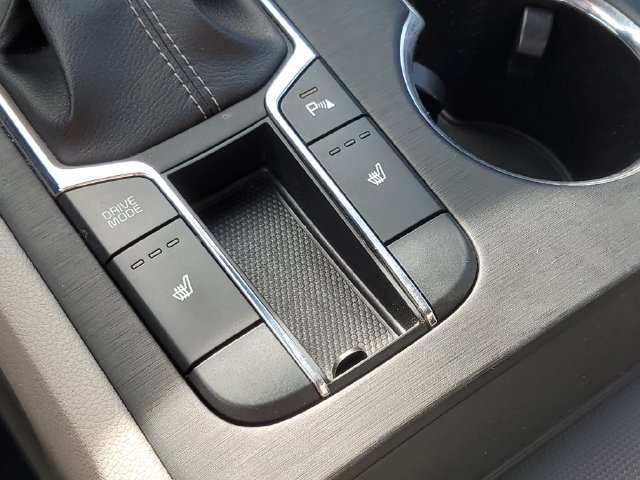 Used 2020 Kia Sedona EX FWD image 23