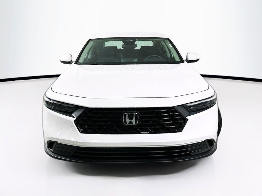 Certified 2025 Honda Accord LX image 5