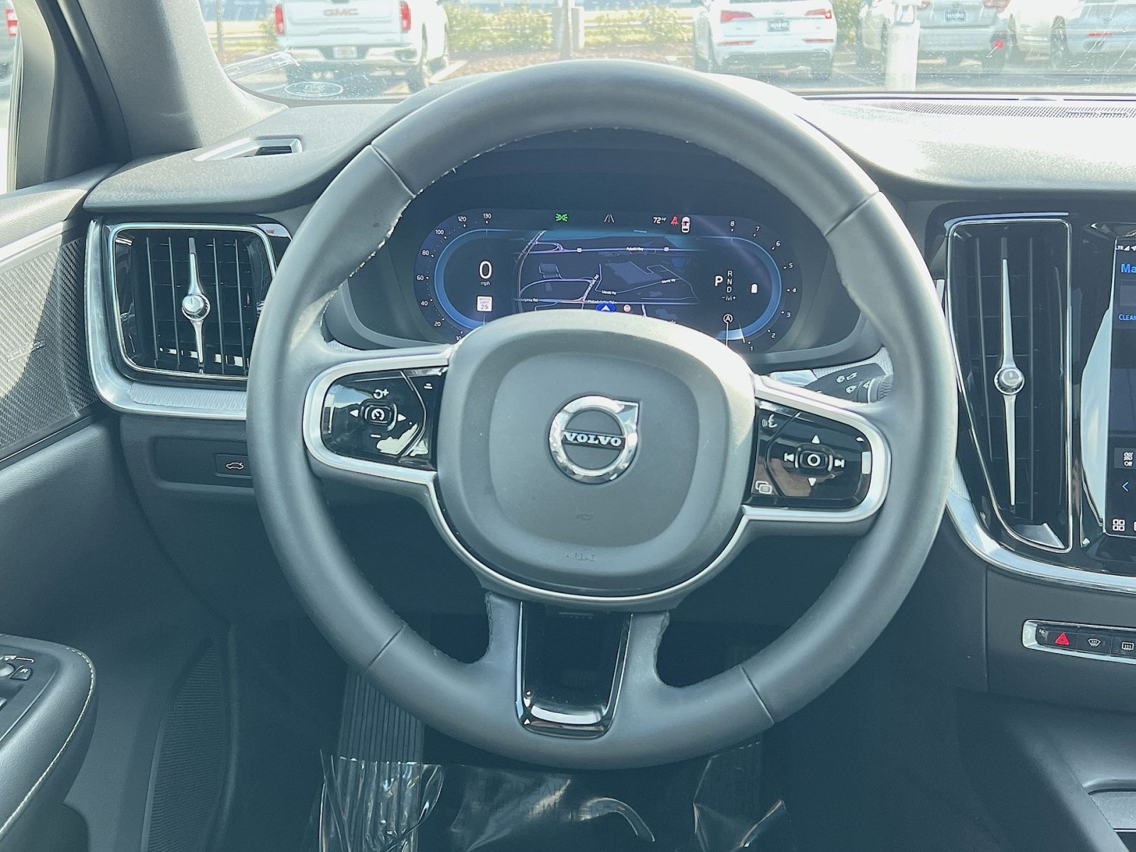 Used 2024 Volvo S60 B5 Plus w/ Climate Package image 16