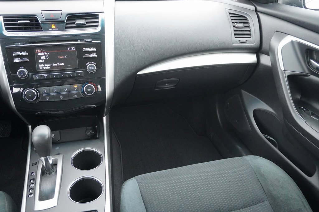 Used 2015 Nissan Altima 2.5 S w/ Special Edition Package image 19