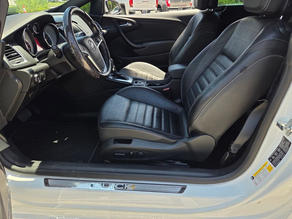 Used 2019 Buick Cascada Premium FWD image 9