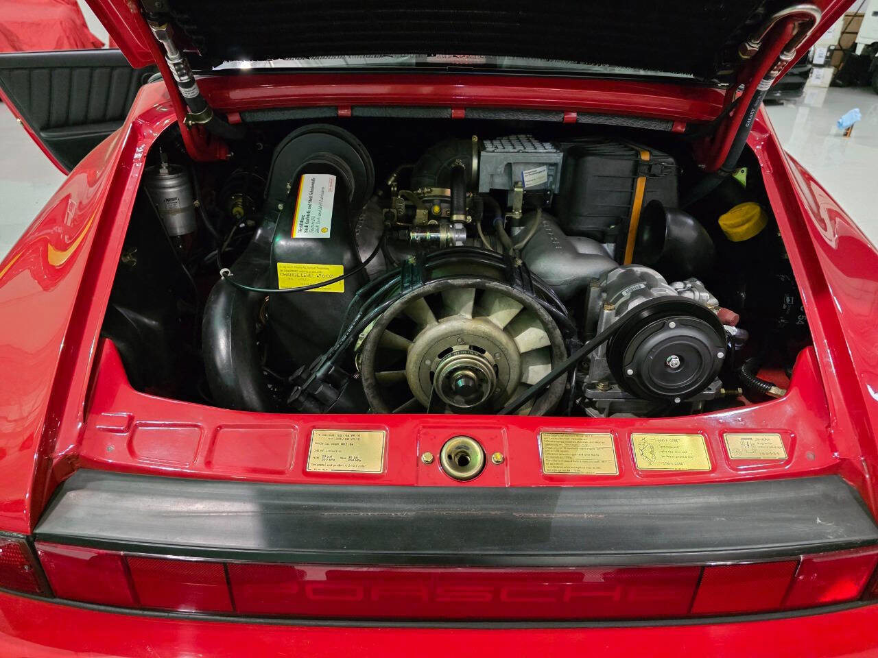Used 1987 Porsche 911 Carrera RWD image 64