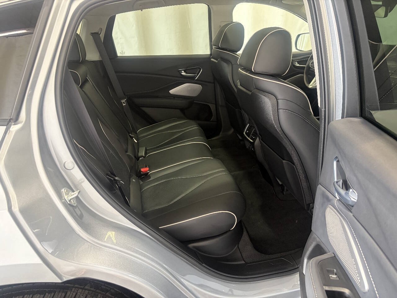 Used 2025 Acura RDX w/ Advance Package AWD/4WD image 25