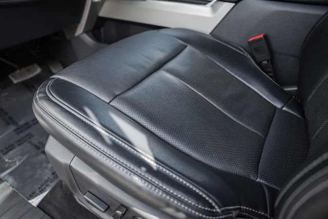 Used 2022 Ford F250 Lariat w/ Lariat Value Package image 37