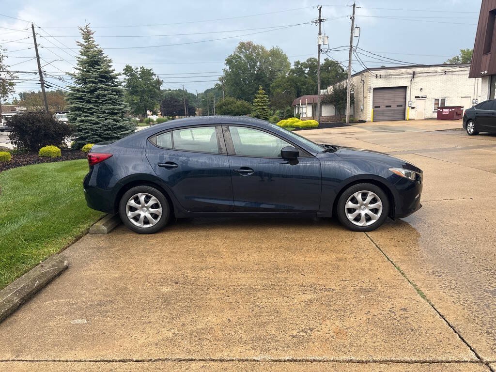 Used 2016 MAZDA MAZDA3 i Sport FWD image 8