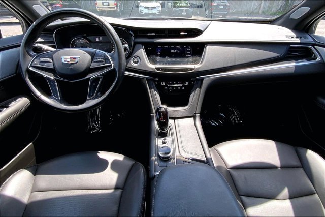 Used 2023 Cadillac XT5 Premium Luxury AWD/4WD image 15