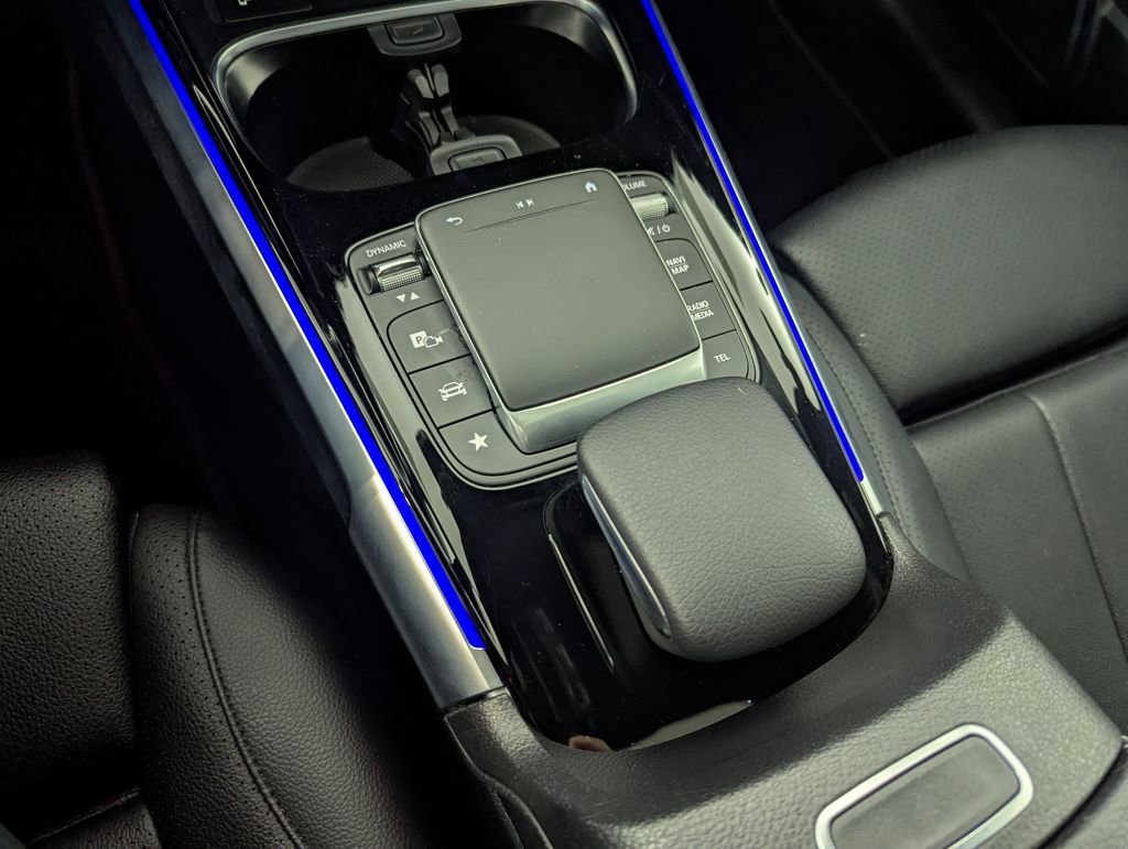 Used 2021 Mercedes-Benz GLB 250 image 8