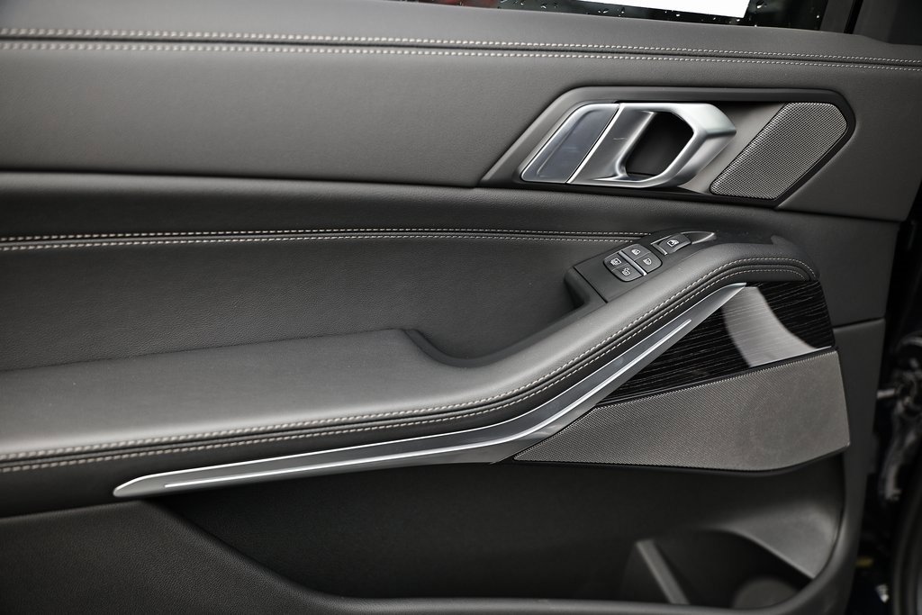 New 2026 BMW X7 xDrive40i w/ M Sport Package image 24