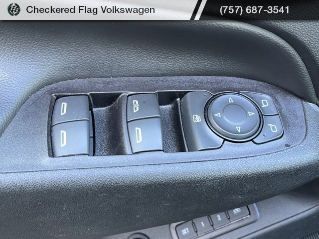 Used 2020 Chevrolet Equinox LT w/ Midnight Edition image 17