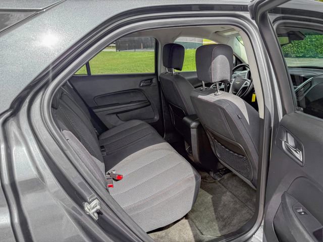 Used 2017 Chevrolet Equinox LT w/ Convenience Package image 24