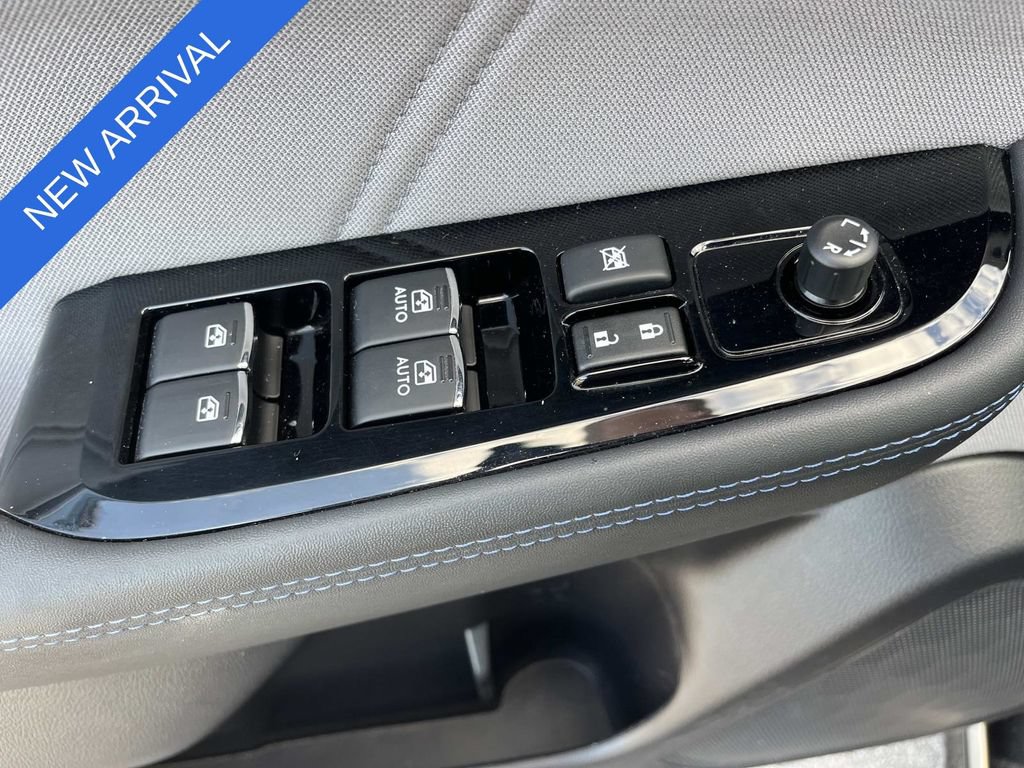 Used 2017 Subaru Legacy 2.5i Sport AWD/4WD image 26