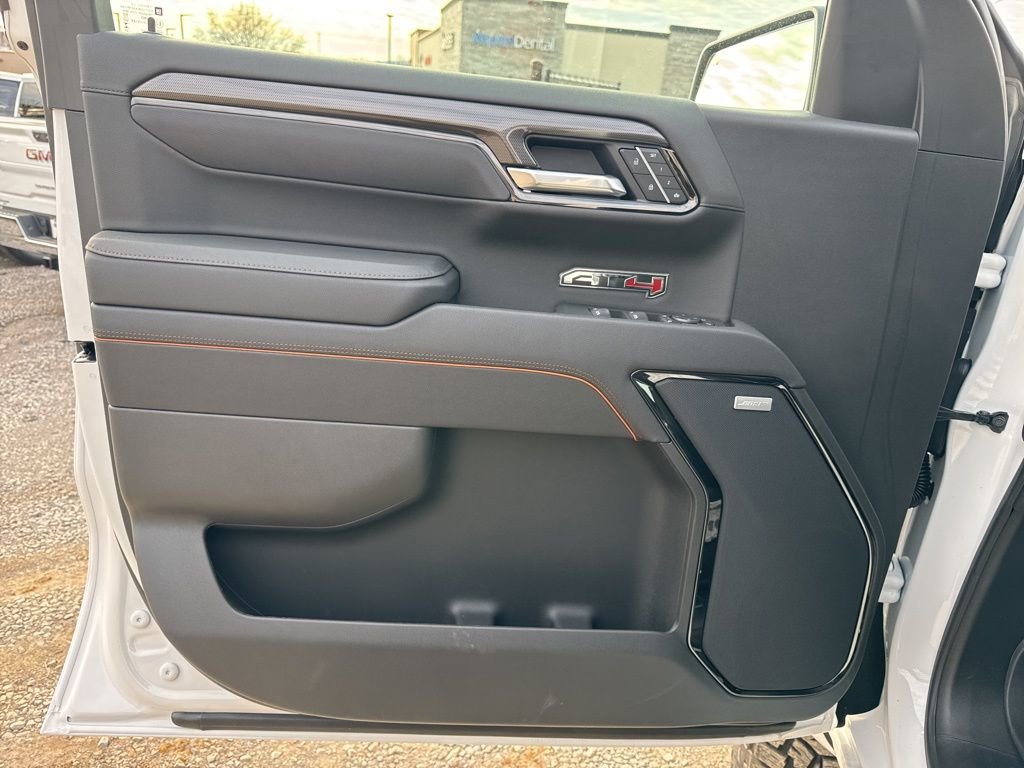 New 2025 GMC Sierra 1500 AT4 w/ AT4 Premium Package image 12