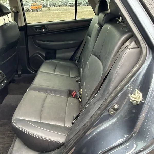Used 2017 Subaru Outback 2.5i Limited AWD/4WD image 19