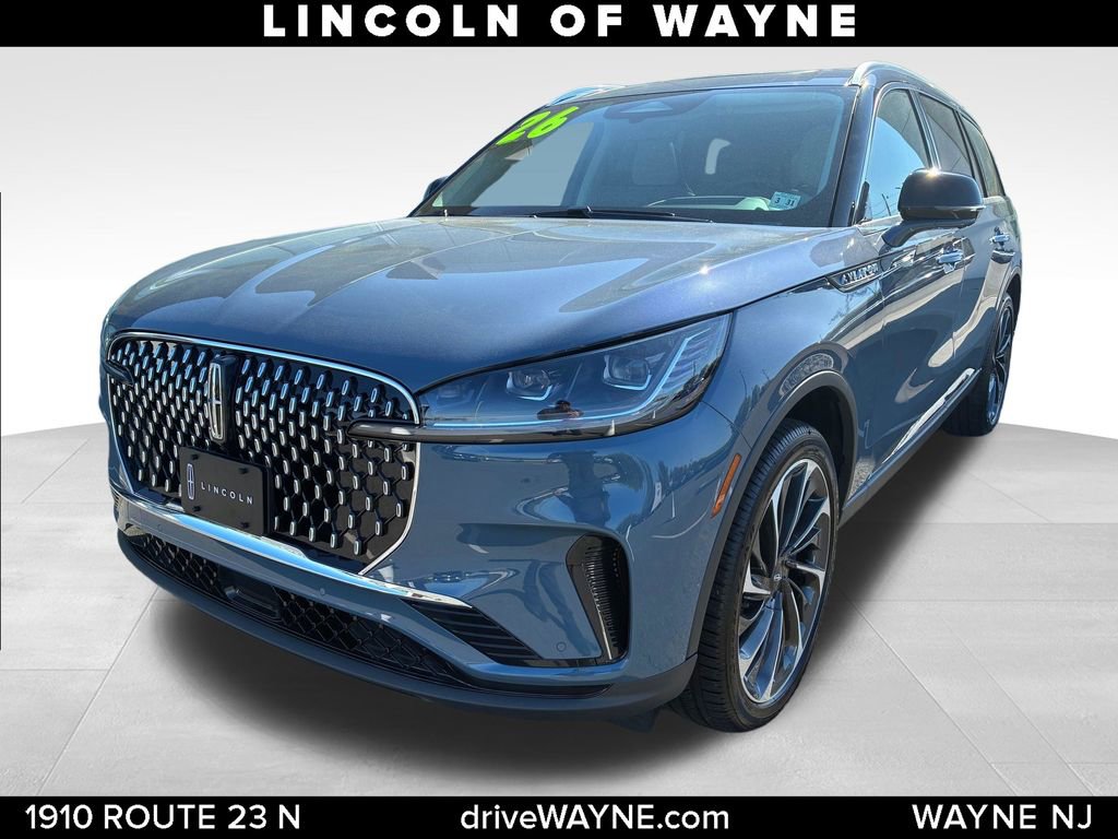 Used 2026 Lincoln Aviator Reserve AWD/4WD image 1