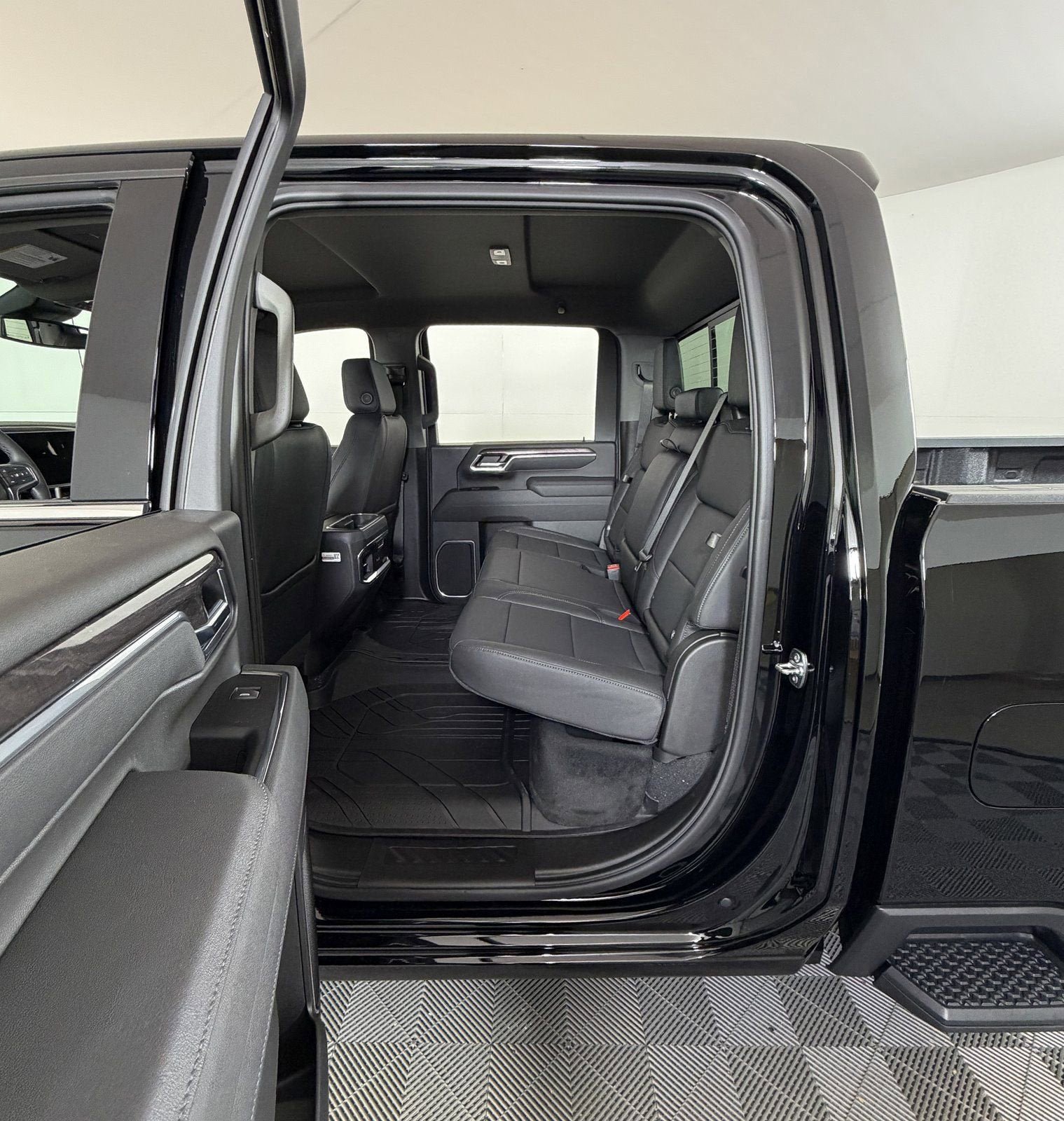 New 2026 Chevrolet Silverado 3500 LTZ w/ LTZ Texas Edition image 12