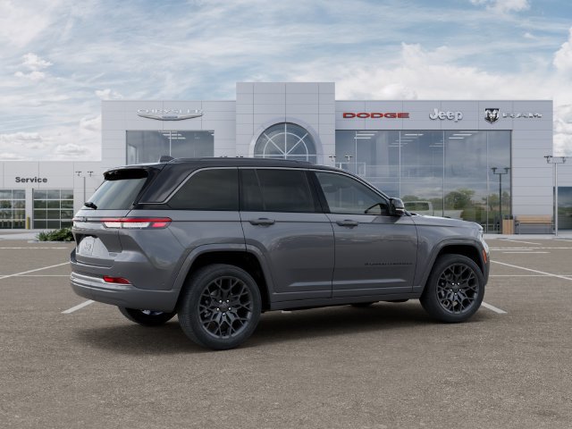 New 2027 Jeep Grand Cherokee Summit w/ Adv Protech Group IV AWD/4WD image 4