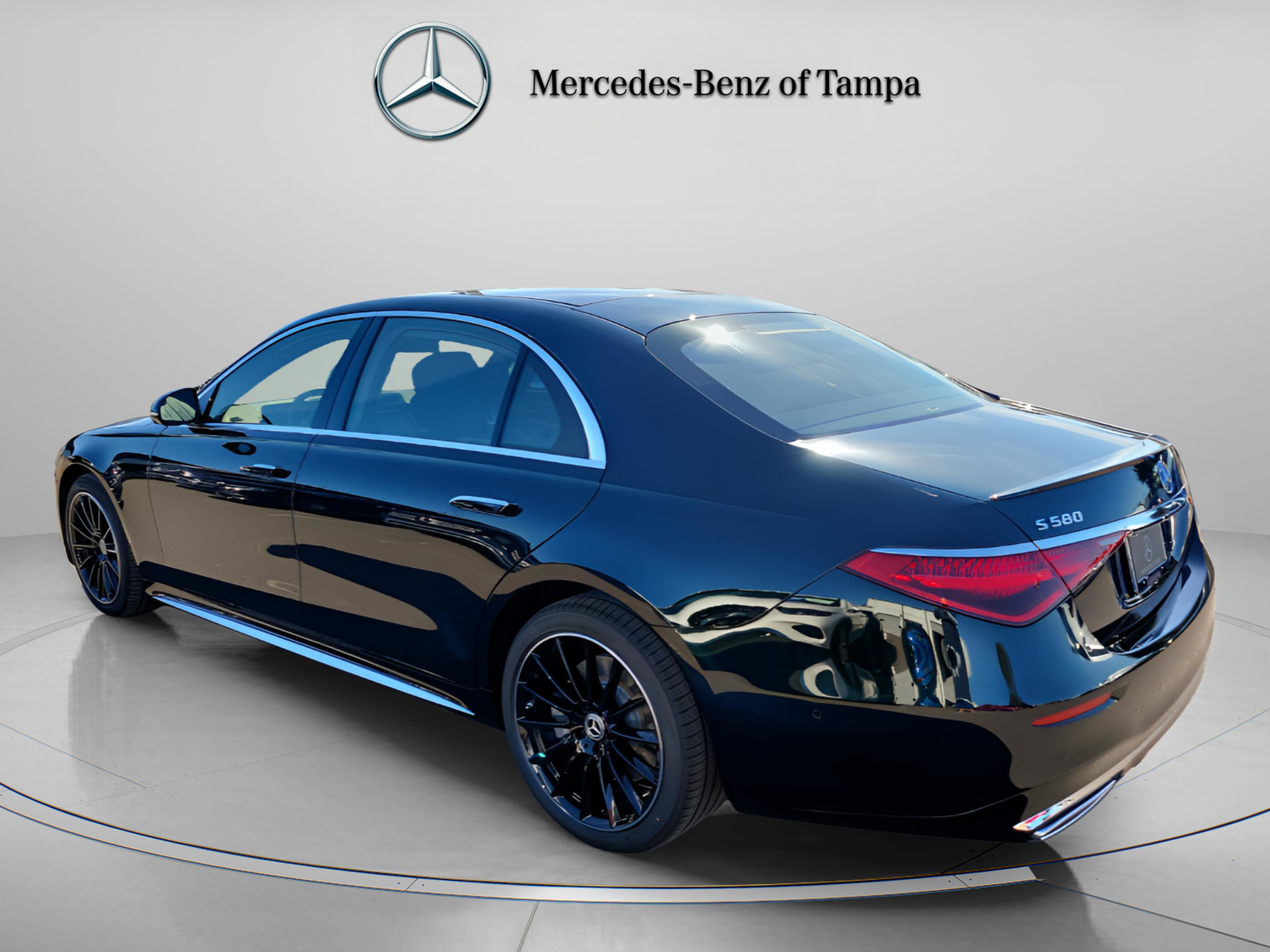 New 2026 Mercedes-Benz S 580 4MATIC Sedan image 2