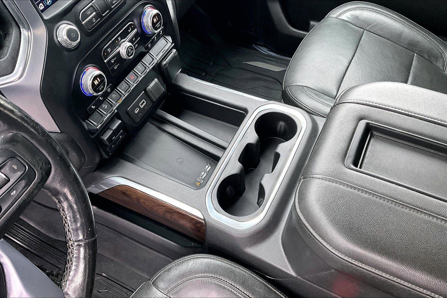 Used 2019 GMC Sierra 1500 SLT w/ SLT Premium Package image 16