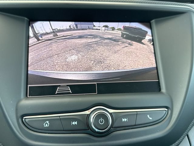 Used 2023 Chevrolet TrailBlazer LT FWD image 17