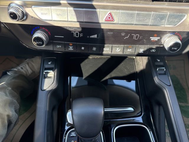 Used 2025 Kia Telluride S image 25