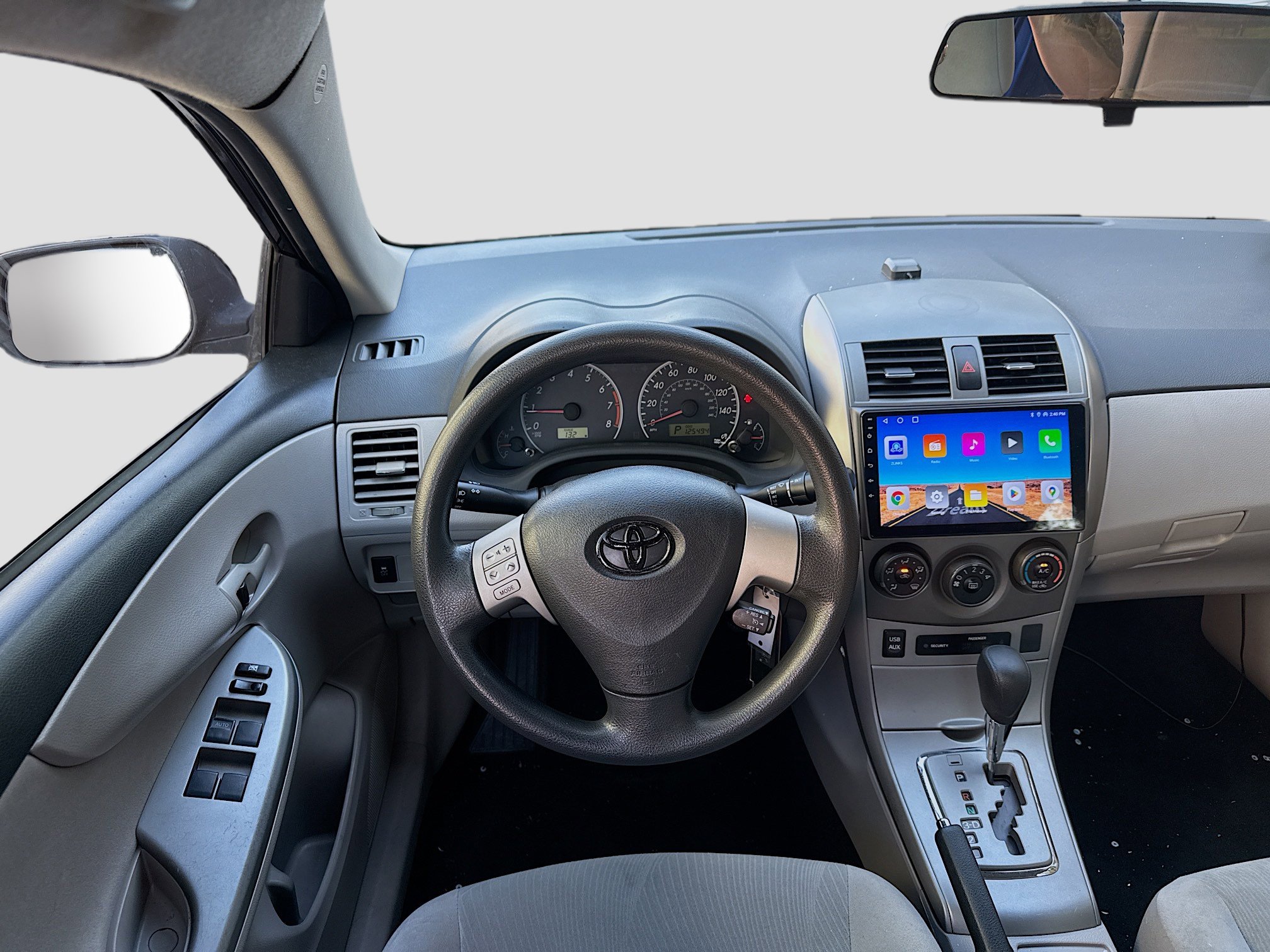 Used 2013 Toyota Corolla LE image 18