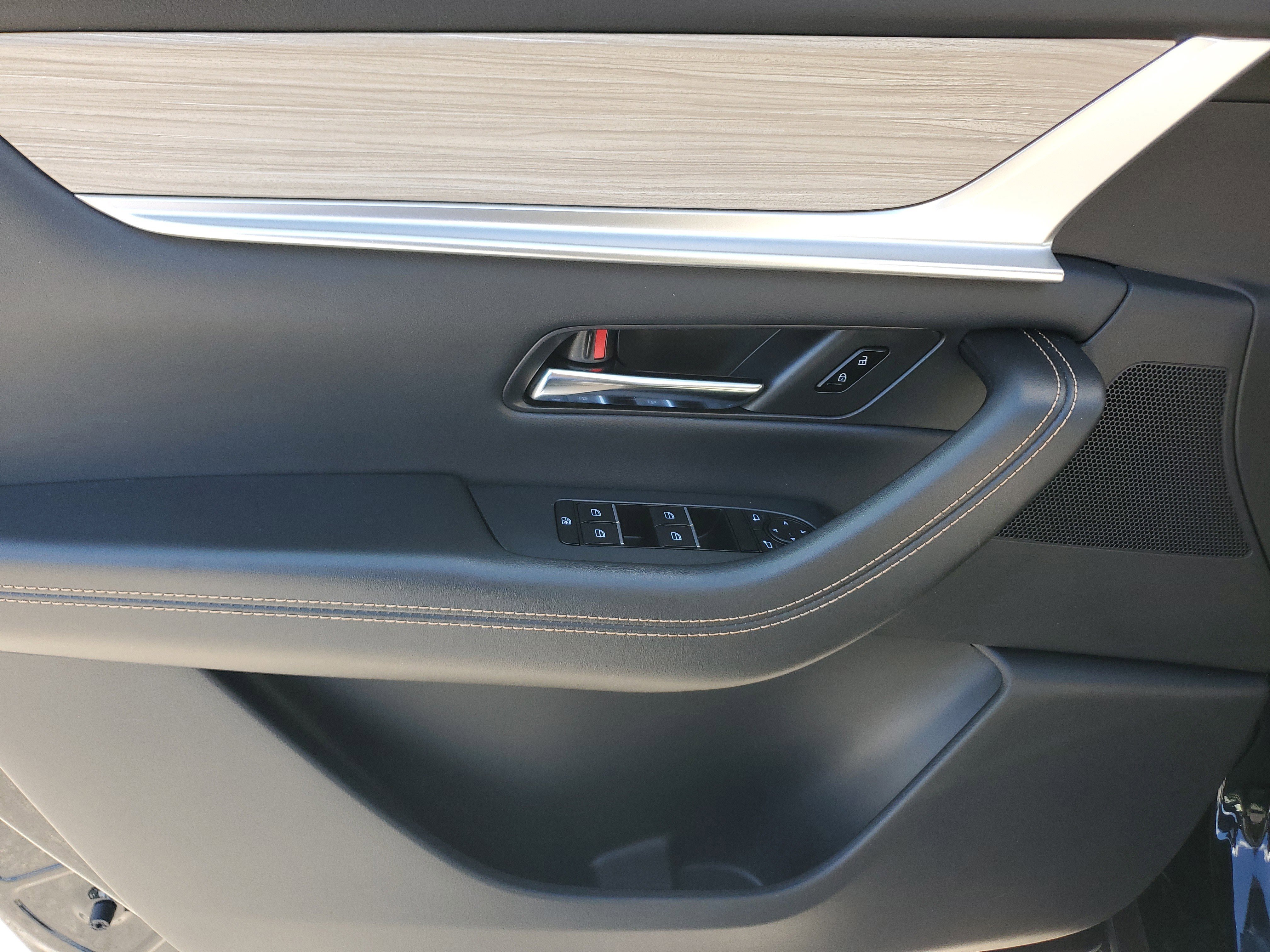 Used 2025 MAZDA CX-90 3.3 Turbo w/ Preferred Package image 29