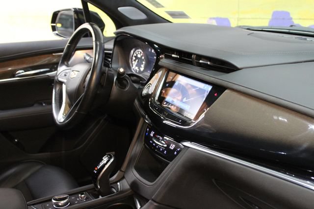Used 2022 Cadillac XT6 Premium Luxury w/ Platinum Package AWD/4WD image 10