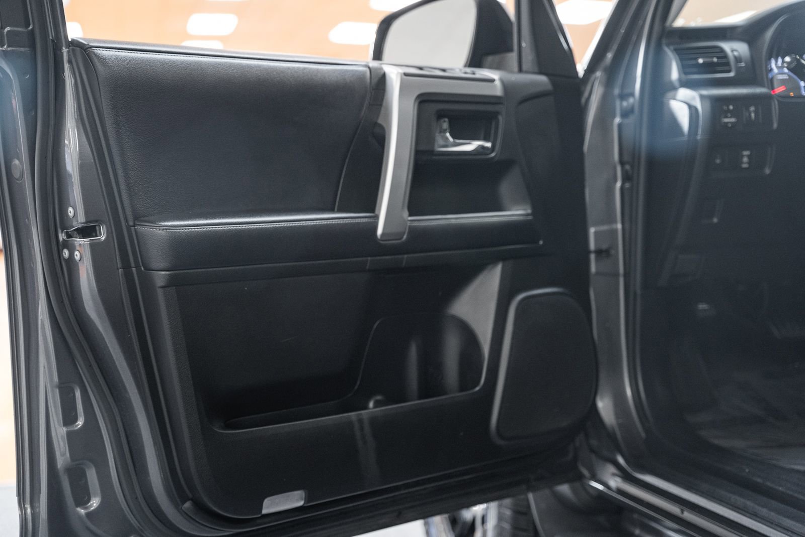 Used 2019 Toyota 4Runner SR5 Premium image 47