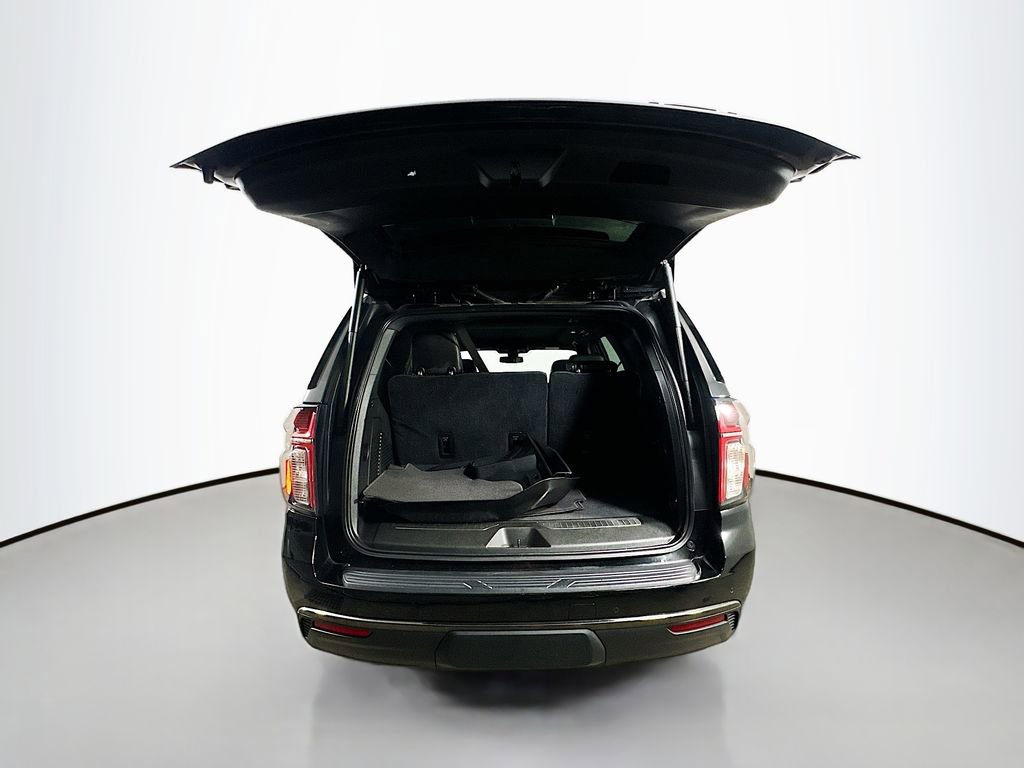 Used 2021 Chevrolet Tahoe RST w/ Luxury Package RWD image 37