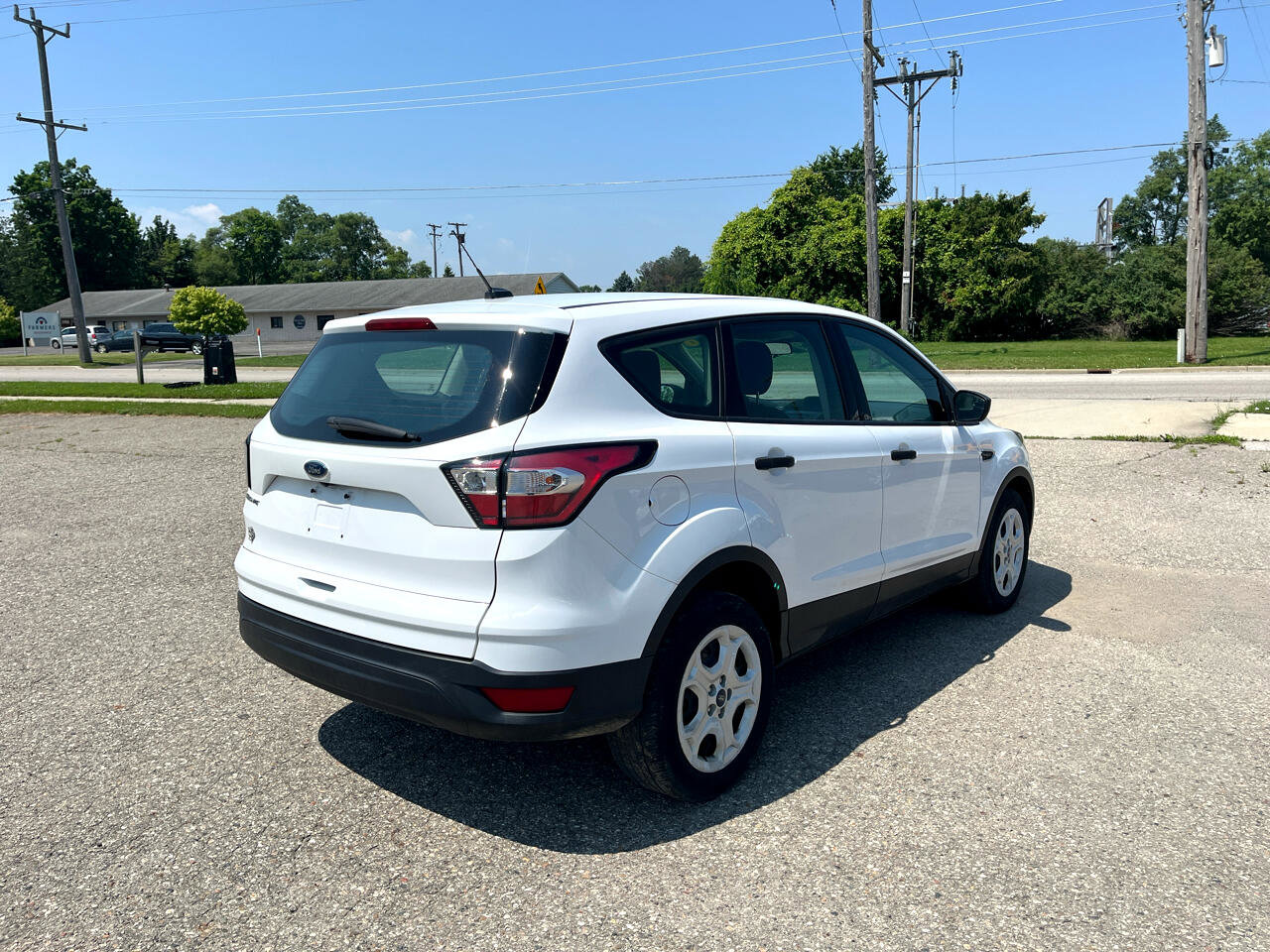 Used 2018 Ford Escape S image 5