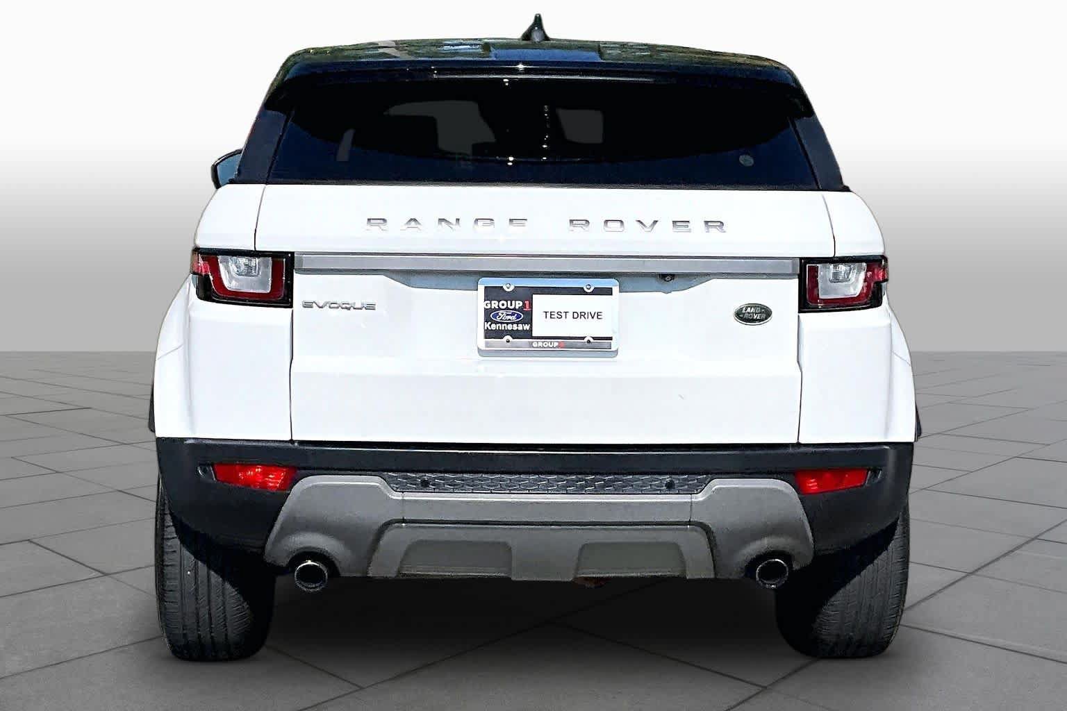 Used 2018 Land Rover Range Rover Evoque SE AWD/4WD image 5