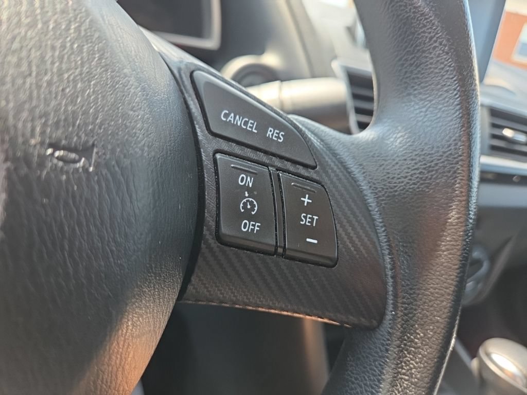 Used 2015 MAZDA MAZDA3 i Sport FWD image 28