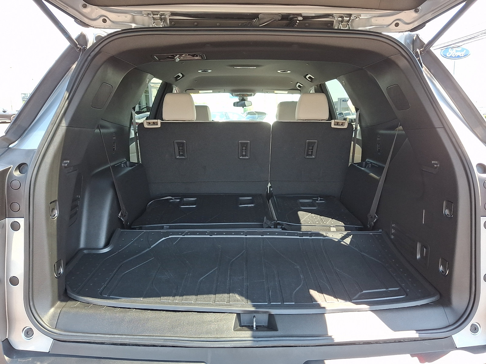 Used 2023 Chevrolet Traverse LS w/ LPO, Floor Liner Package AWD/4WD image 29