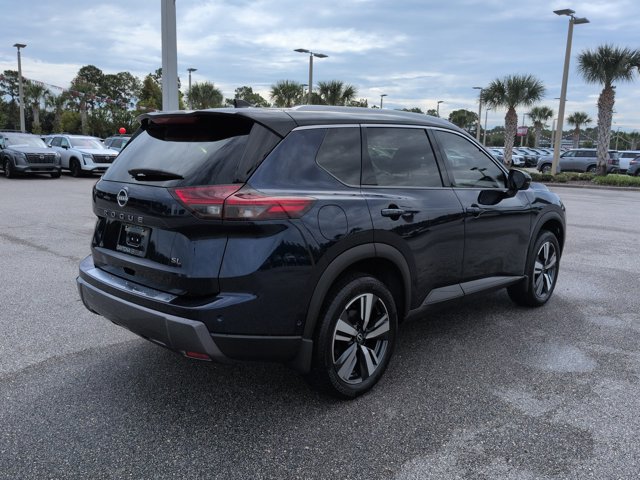 Used 2025 Nissan Rogue SL FWD image 5