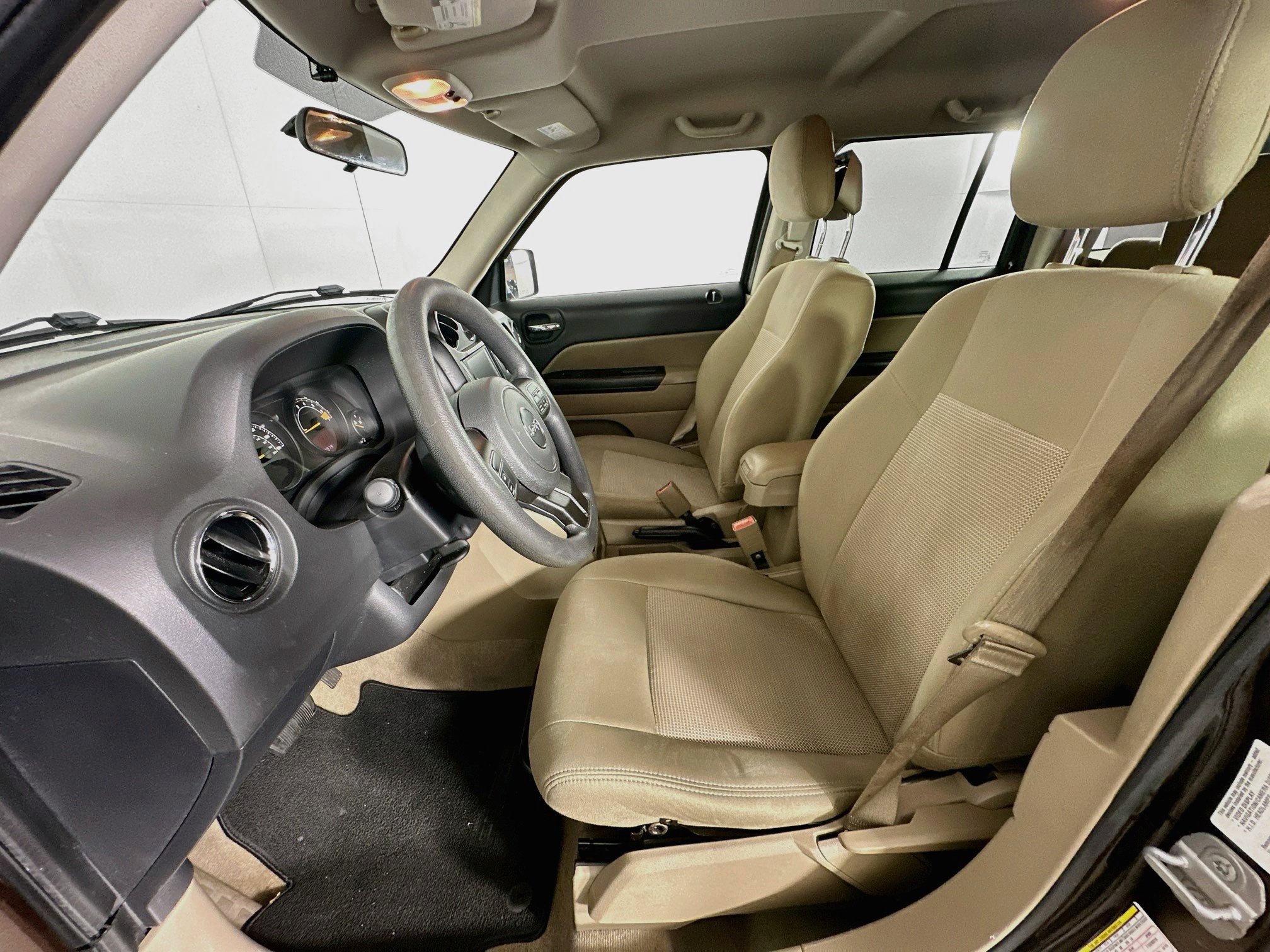 Used 2014 Jeep Patriot Sport w/ Power Value Group FWD image 13