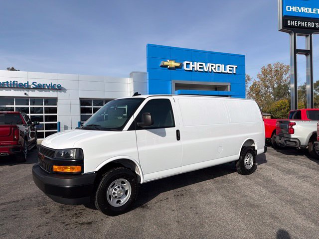 New 2027 Chevrolet Express 3500 Extended w/ Driver Convenience Package RWD image 2