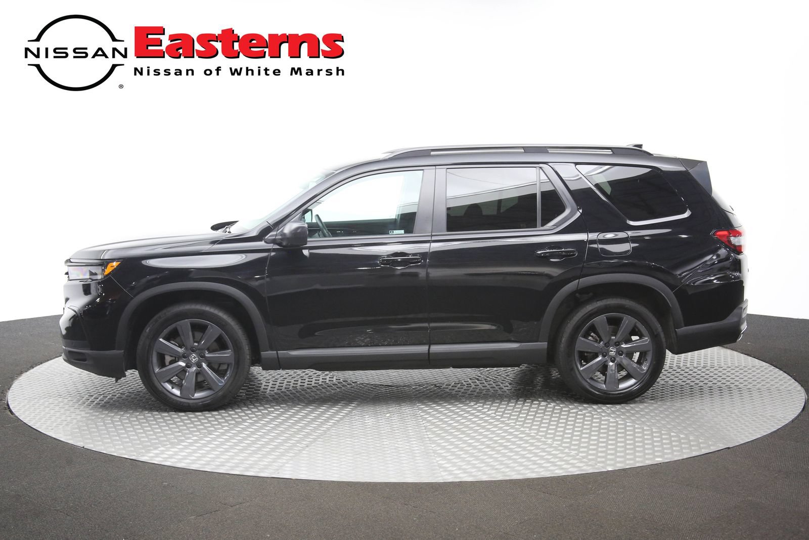 Used 2023 Honda Pilot Sport image 59