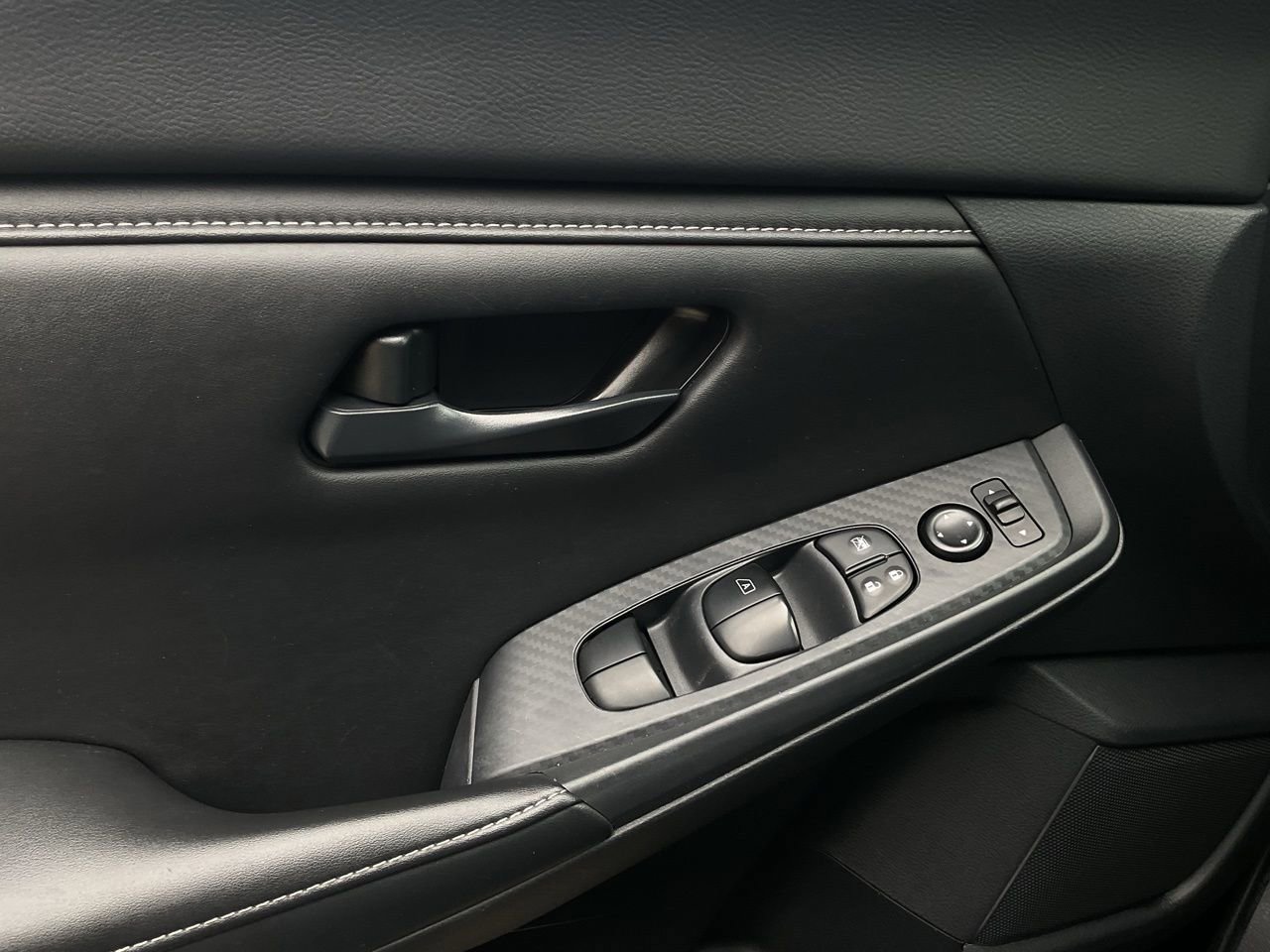 Used 2025 Nissan Sentra S FWD image 19