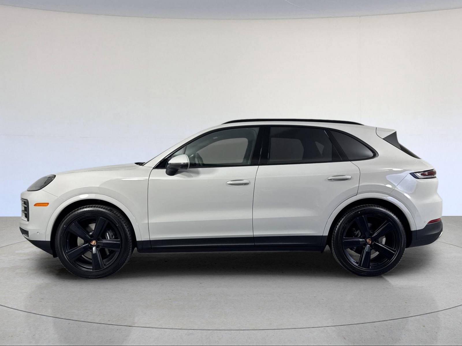 New 2026 Porsche Cayenne image 2